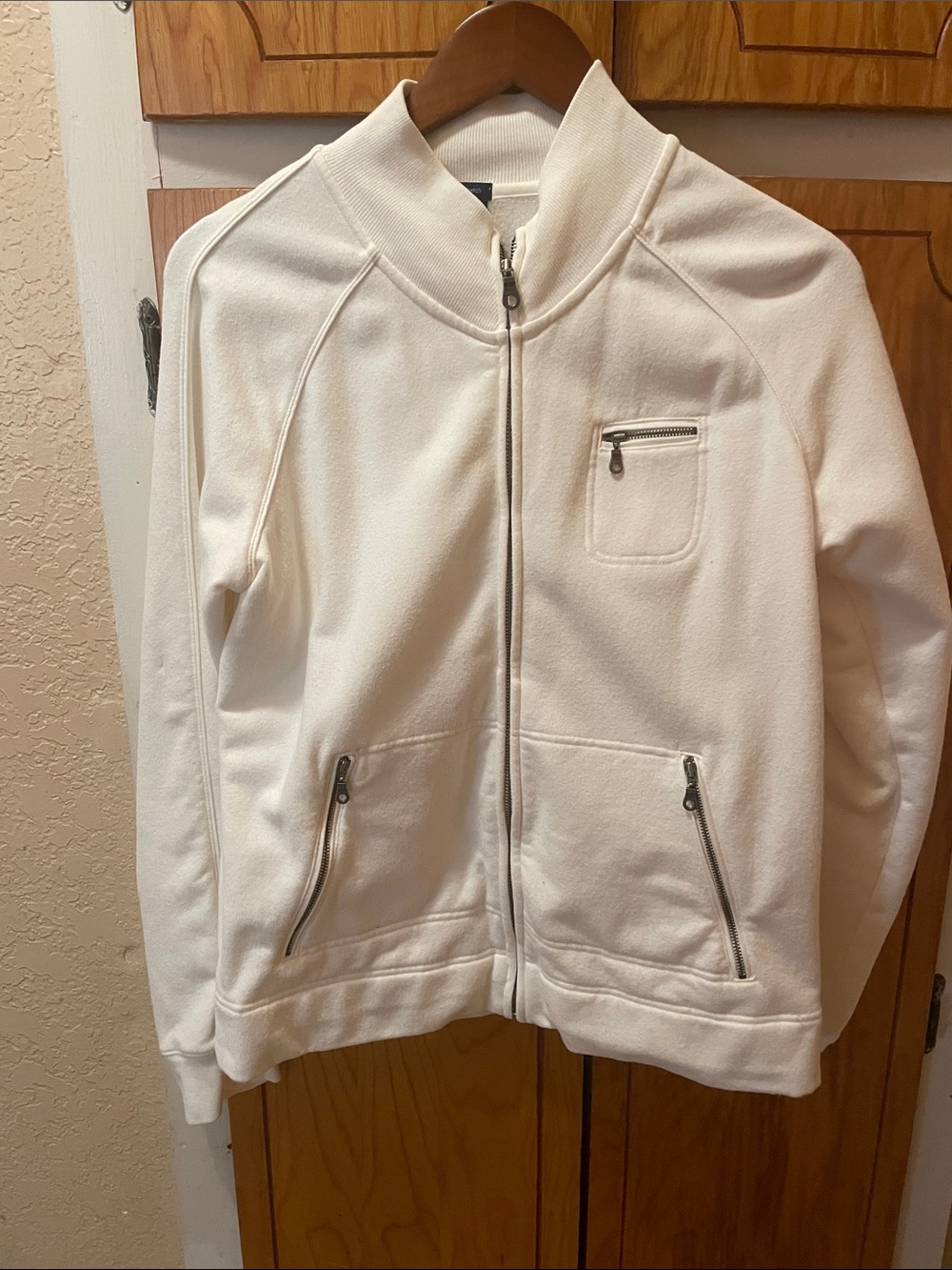 GAP Cream Full-Zip Lightweight Jacket with Zip Pockets